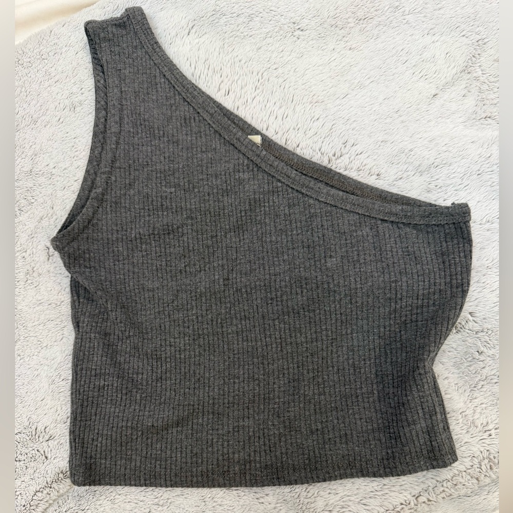 Emma & Sam Charcoal Ribbed One-Shoulder Crop Top